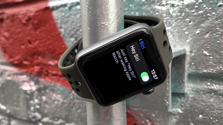 Как использовать Siri на Apple Watch