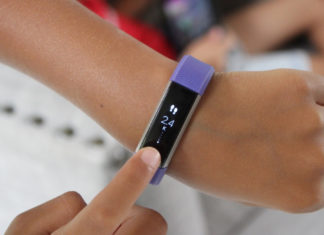 Полный обзор и настройка фитнес-трекера для детей Fitbit Ace fitbit ace трекер для детей