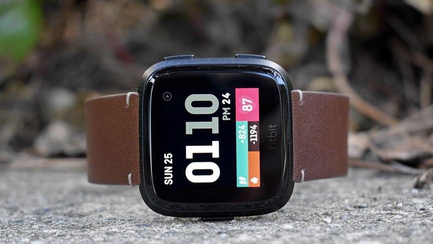 Полный обзор Fitbit Versa - смарт-часы и фитнес-трекер в одном устройстве