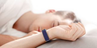 Как фитнес браслет определяет фазы сна Главная