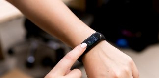 Металлические или пластиковые бейджи на магните Главная